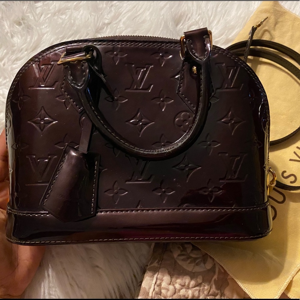 Coming soon alma bb Vernis monogram Amarante - Picture 2 of 12